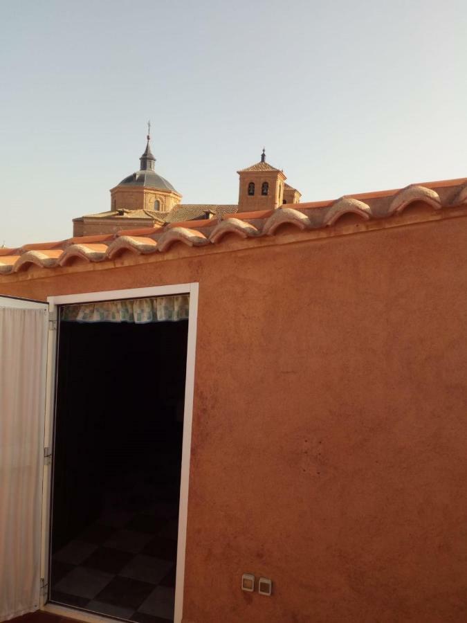 Apartamento Turistico Antigua Universidad Almagro Exterior photo